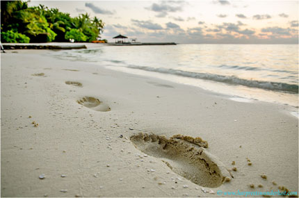  Footsteps in...The Maldives!