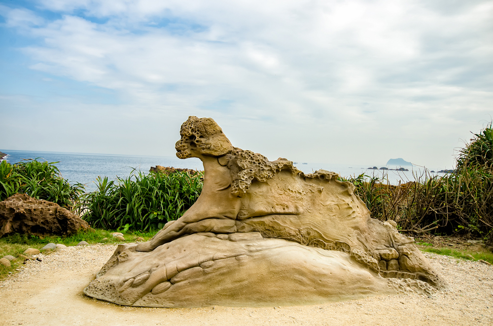 Animal of sorts feature along the Keelung Coastline at Yeh Liu Geo Park