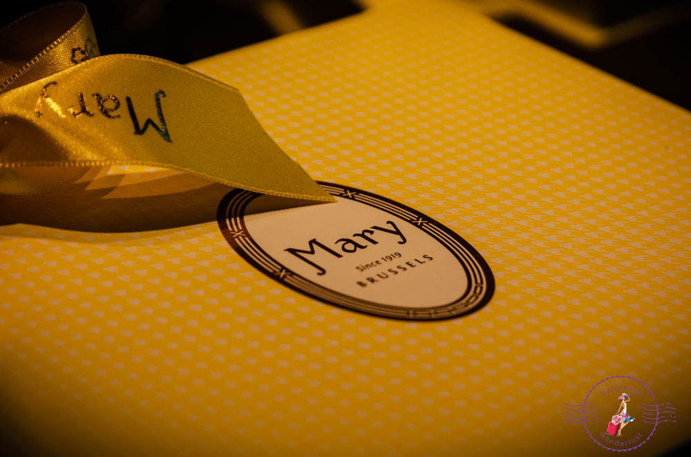 Mary Chocolate Box in Yellow Plaid 