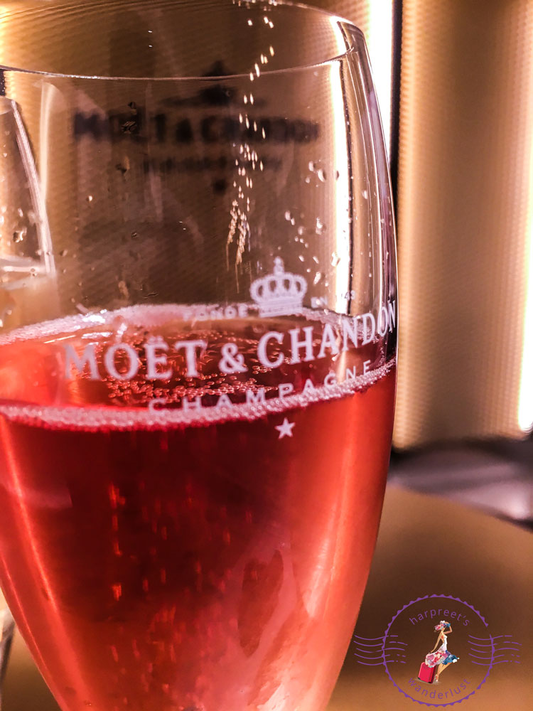 A glass of Moet Rose